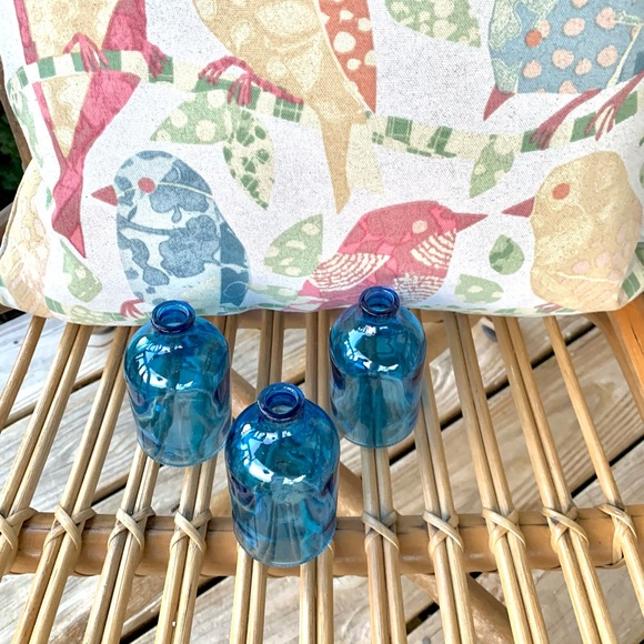 Three Wee Little Bottles - Picture 8 of 8